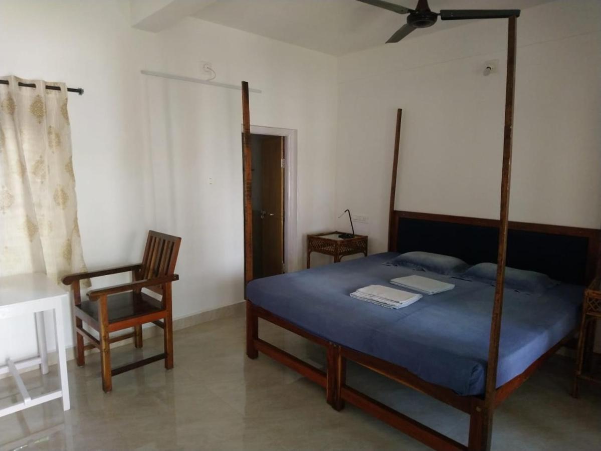 Arya Homestay Bougain Villa Gokarna  Esterno foto